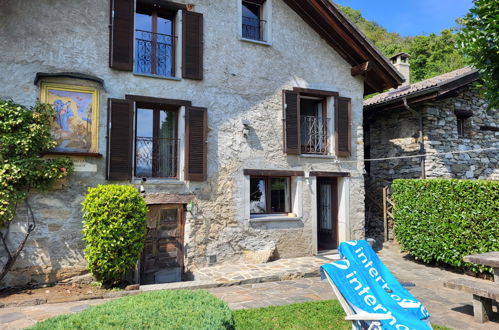 Photo 1 - Maison de 1 chambre à Ronco sopra Ascona avec jardin et vues sur la montagne