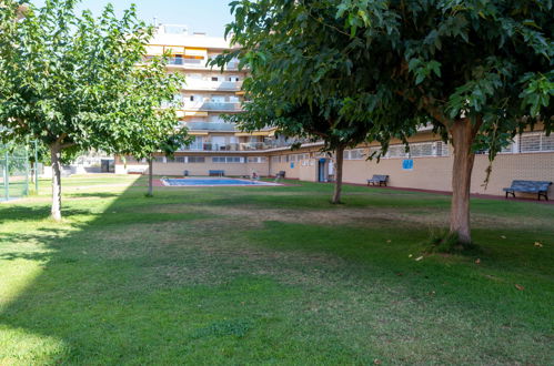 Foto 31 - Appartamento con 2 camere da letto a Malgrat de Mar con piscina e giardino