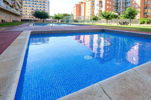 Foto 27 - Apartamento de 2 quartos em Malgrat de Mar com piscina e jardim