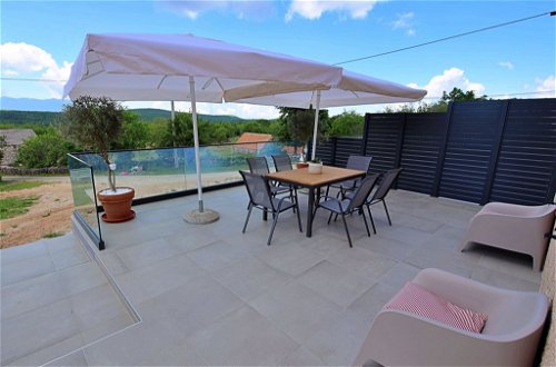 Foto 22 - Casa de 3 quartos em Lovrec com piscina privada e terraço