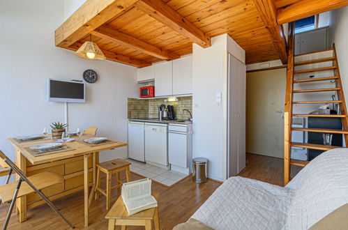 Foto 8 - Appartamento con 1 camera da letto a Carnac con vista mare