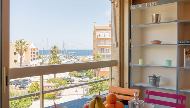 Foto 1 - Apartamento en Hyères con vistas al mar