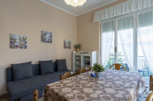 Foto 1 - Appartamento con 2 camere da letto a Diano Marina con giardino e vista mare