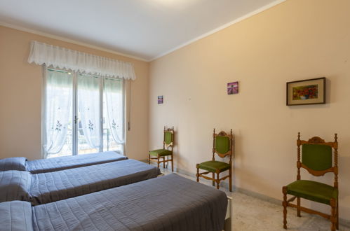 Foto 20 - Appartamento con 2 camere da letto a Diano Marina con giardino e vista mare