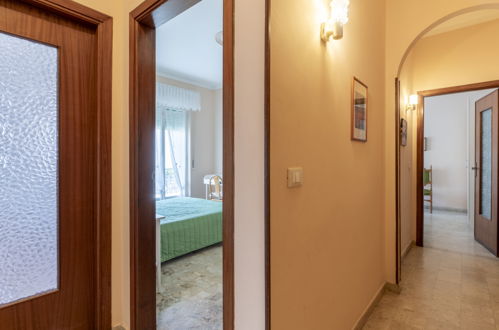 Photo 19 - 2 bedroom Apartment in Diano Marina with garden