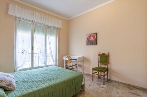 Foto 16 - Appartamento con 2 camere da letto a Diano Marina con giardino e vista mare