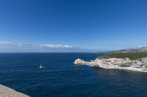 Foto 30 - Appartamento con 2 camere da letto a Bonifacio con piscina e vista mare