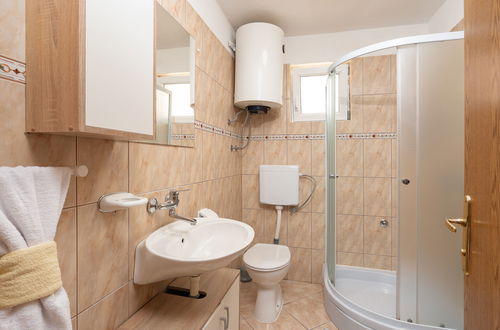Photo 23 - 2 bedroom Apartment in Obrovac with terrace