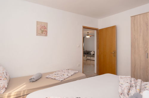 Photo 12 - 2 bedroom Apartment in Obrovac with terrace