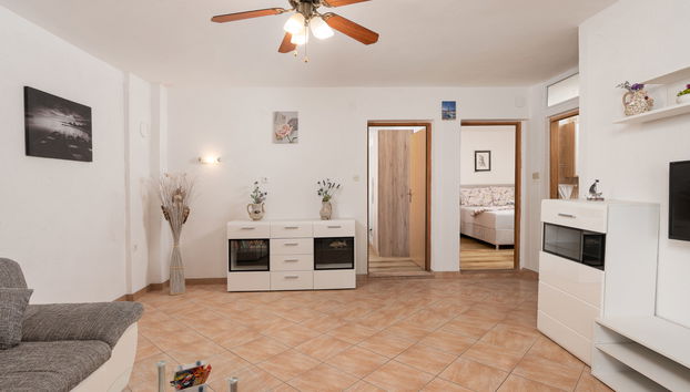 Apartment mit 2 Schlafzimmern in Obrovac mit terrasse - Foto 4