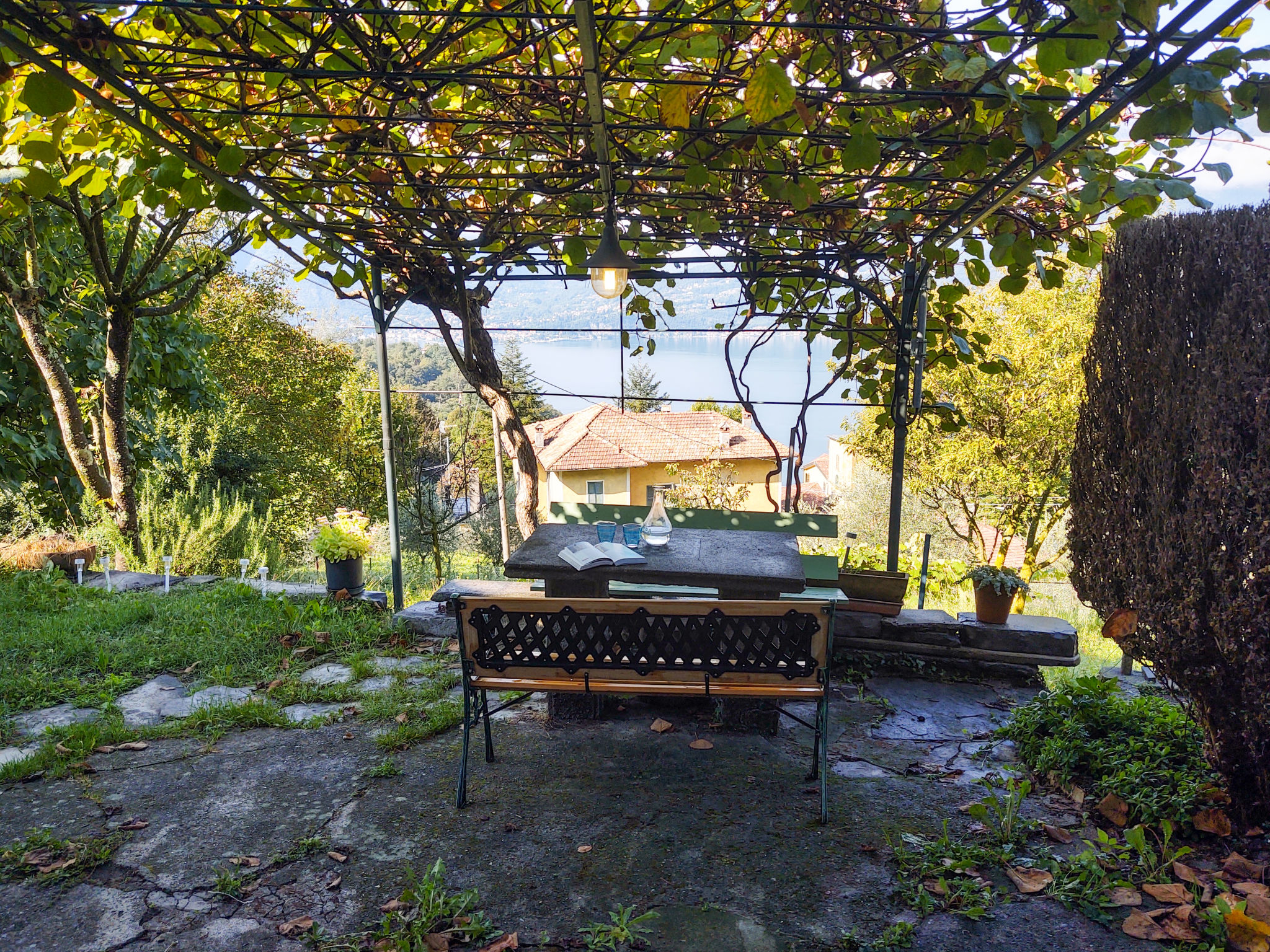 Photo 26 - Maison de 2 chambres à Perledo avec jardin et vues sur la montagne