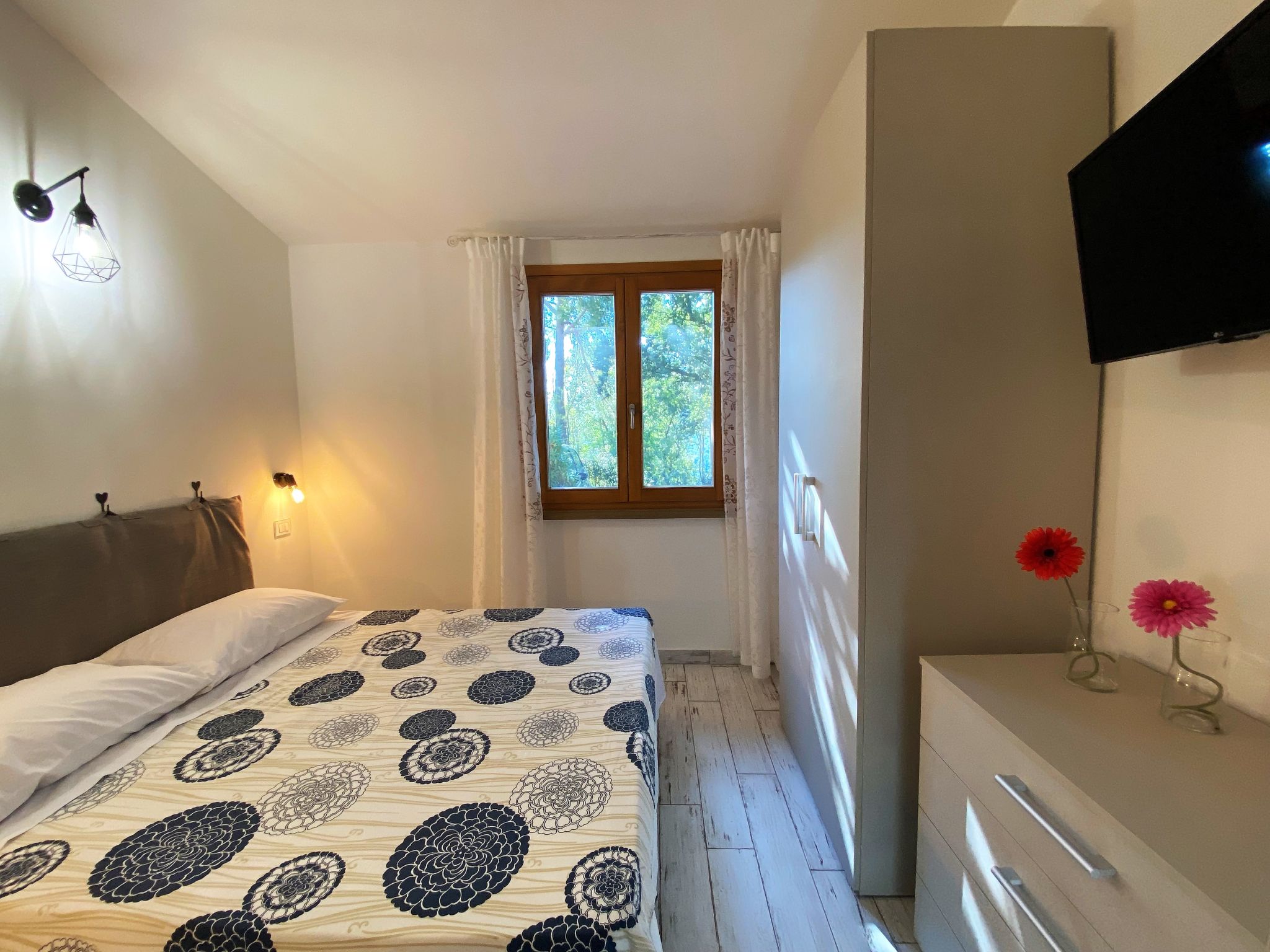 Foto 18 - Casa con 1 camera da letto a Castellina Marittima con giardino e vista mare