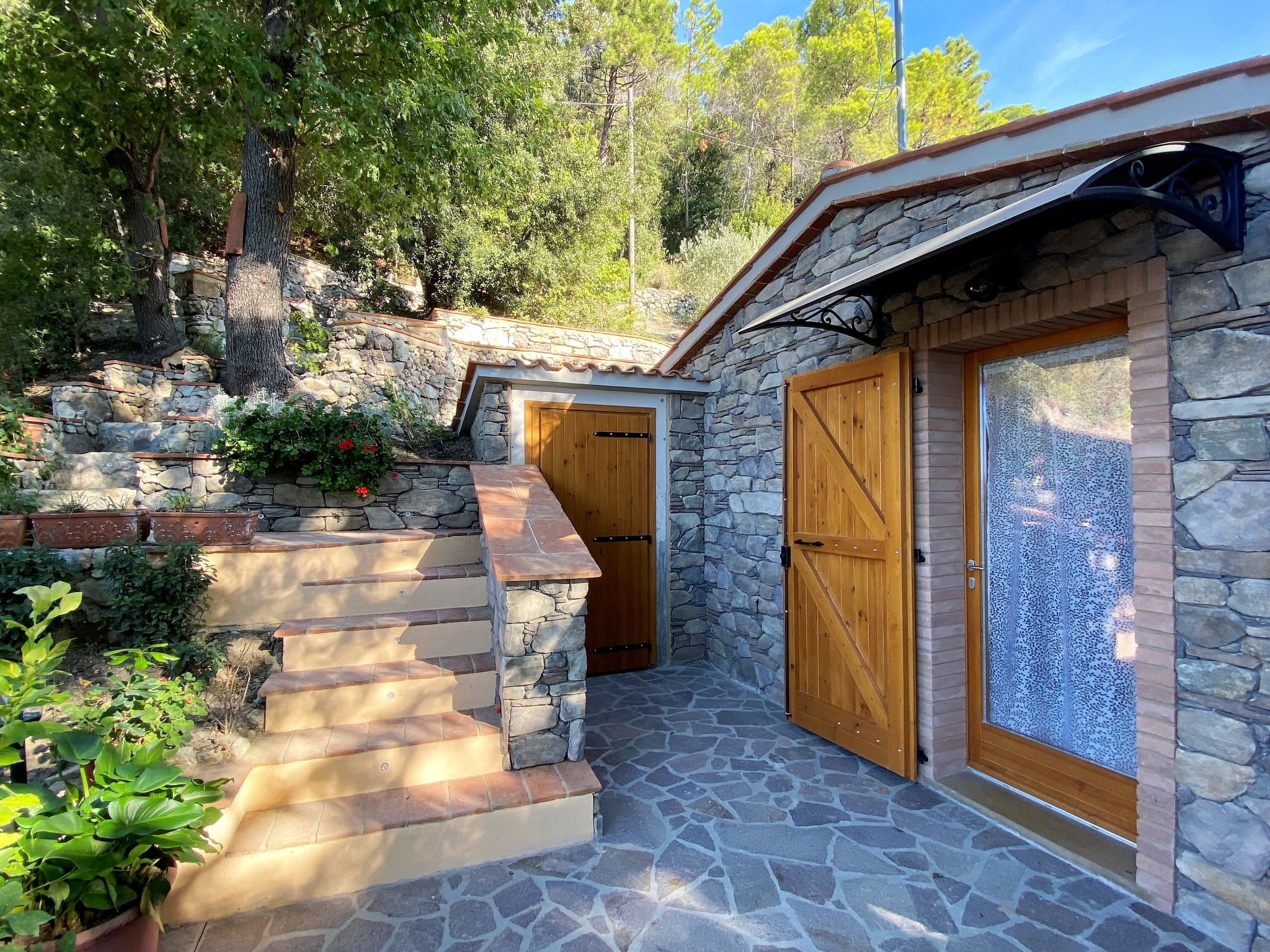 Photo 35 - Maison de 1 chambre à Castellina Marittima avec jardin et terrasse