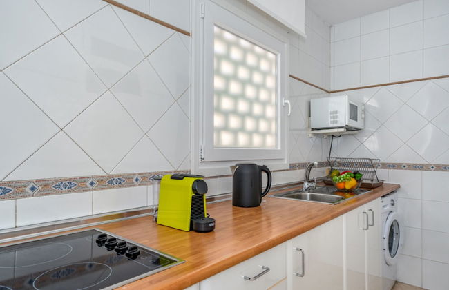 3 bedroom Apartment in Benalmádena with swimming pool and garden - Photo 11