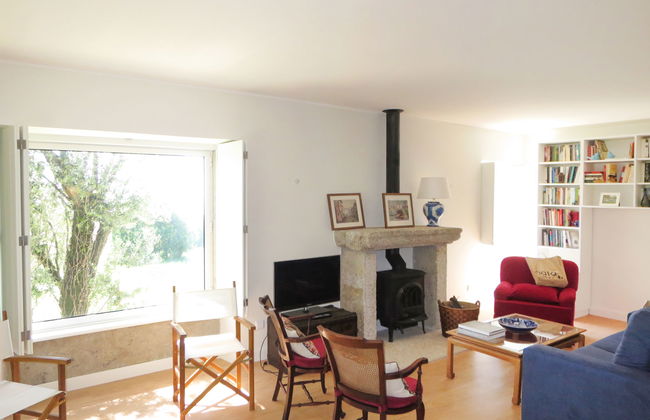 Casa de 4 quartos em Viana do Castelo com jardim e terraço - Foto 12