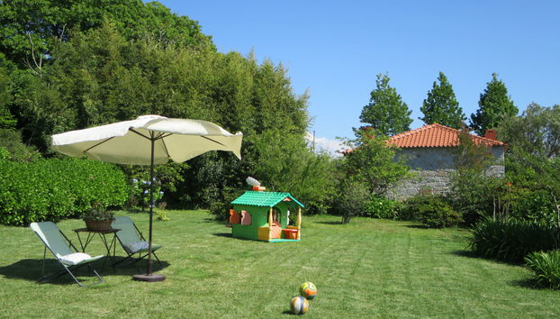 Casa de 4 quartos em Viana do Castelo com jardim e terraço - Foto 4