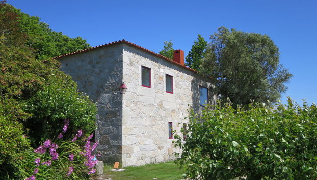 Casa de 4 quartos em Viana do Castelo com jardim e terraço - Foto 3