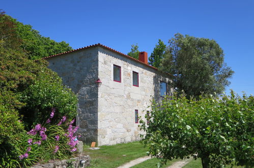 Photo 3 - Maison de 3 chambres à Viana do Castelo avec jardin et vues à la mer