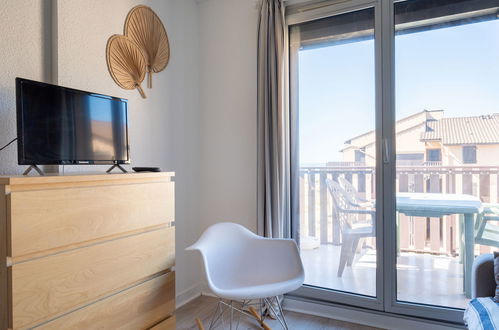 Foto 5 - Appartamento con 2 camere da letto a Lacanau con vista mare