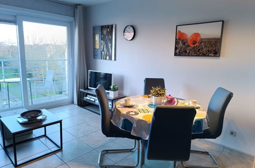 Photo 1 - Appartement en De Haan avec piscine et vues à la mer