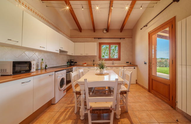 Casa de 5 quartos em Muro com piscina privada e jardim - Foto 11
