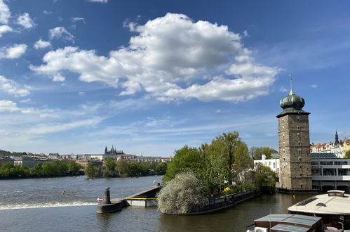 Foto 31 - Appartamento con 2 camere da letto a Praga con giardino e vasca idromassaggio