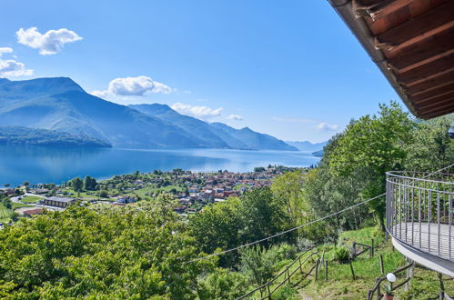 Foto 5 - Haus mit 2 Schlafzimmern in Dongo mit terrasse und blick auf die berge