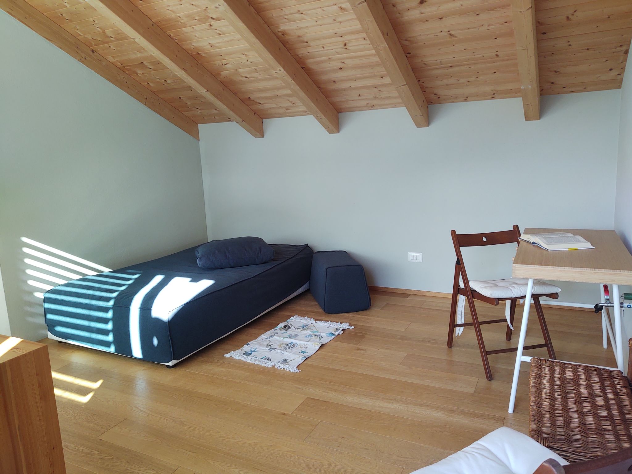 Foto 15 - Apartamento de 2 quartos em Dorio com terraço e vista para a montanha