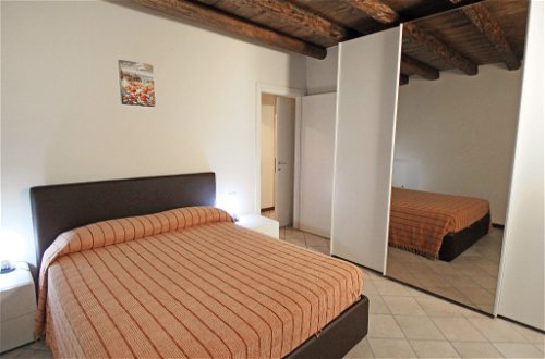 Foto 9 - Borgovico - Two Bedroom