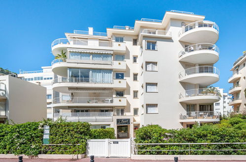 Foto 17 - Apartamento de 2 quartos em Cannes com terraço e vistas do mar