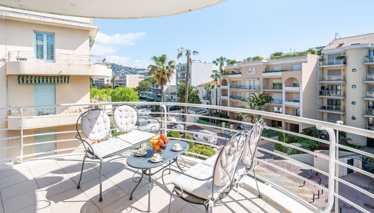 Photo 1 - Appartement de 2 chambres à Cannes avec terrasse et vues à la mer