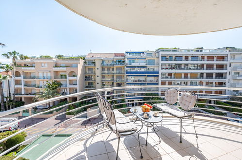 Foto 2 - Apartamento de 2 habitaciones en Cannes con terraza y vistas al mar