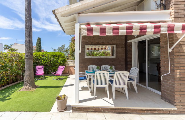 Casa de 4 quartos em Torredembarra com piscina privada e terraço - Foto 28