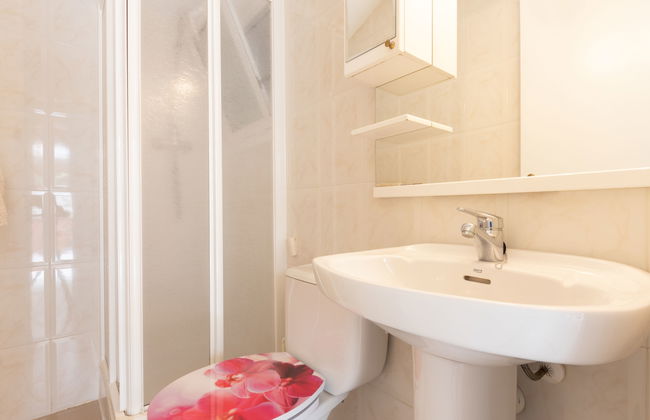 Casa de 4 quartos em Torredembarra com piscina privada e terraço - Foto 11
