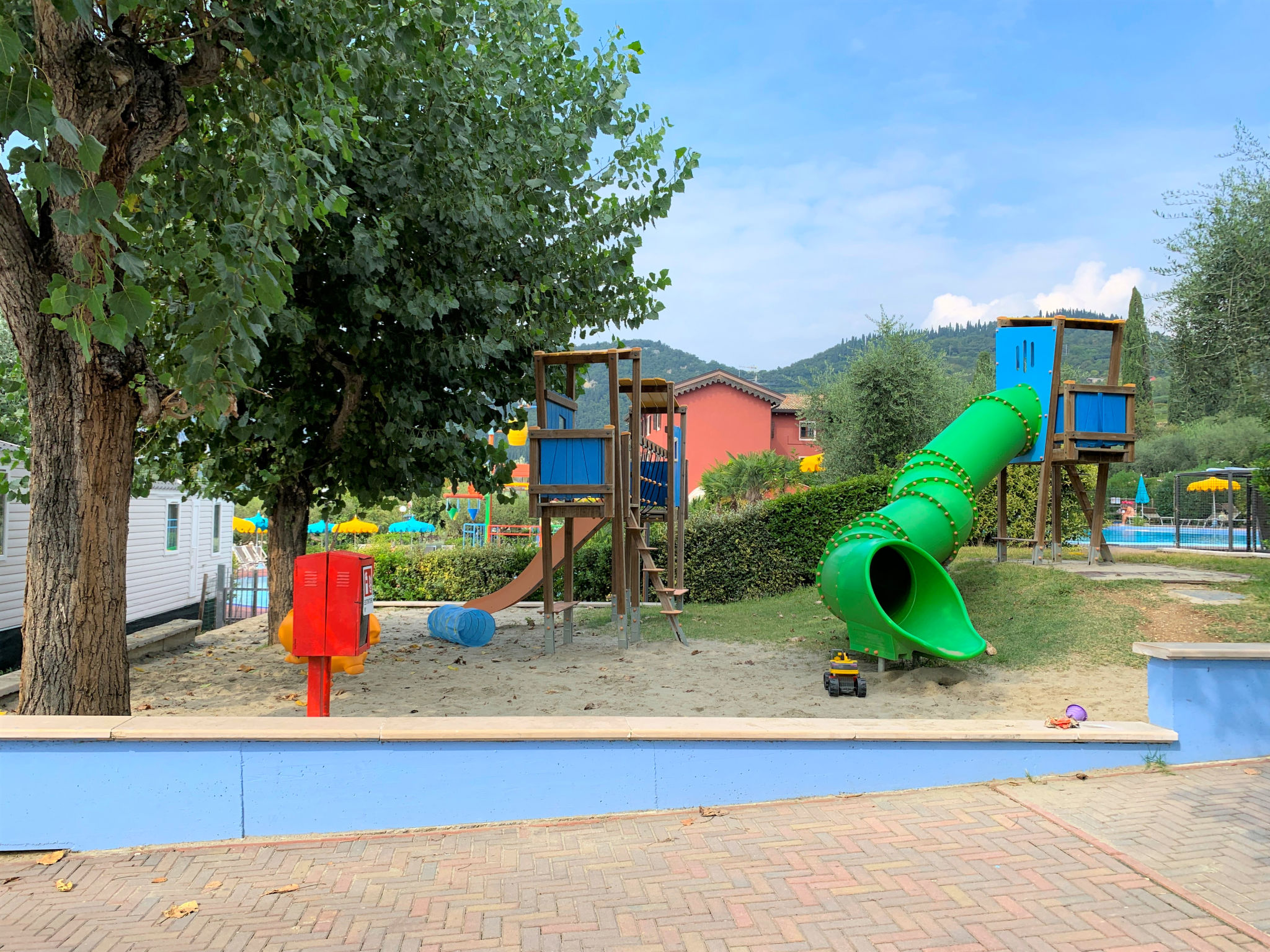 Foto 18 - Casa de 2 quartos em Bardolino com piscina e vista para a montanha