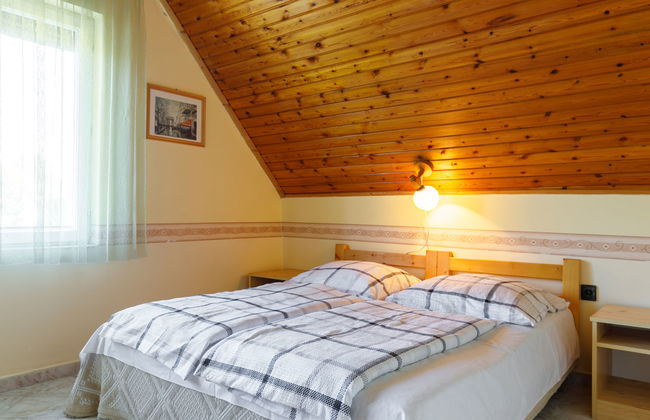 Casa de 3 quartos em Balatonszárszó com jardim e terraço - Foto 15