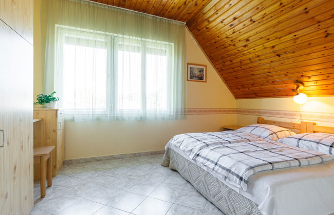 Casa de 3 quartos em Balatonszárszó com jardim e terraço - Foto 16
