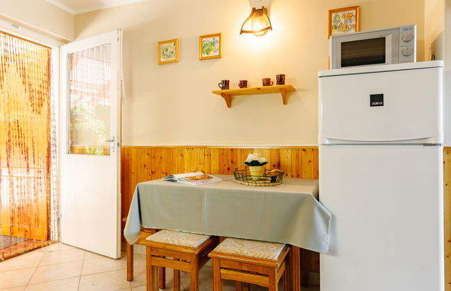 Casa de 3 quartos em Balatonszárszó com jardim e terraço - Foto 14