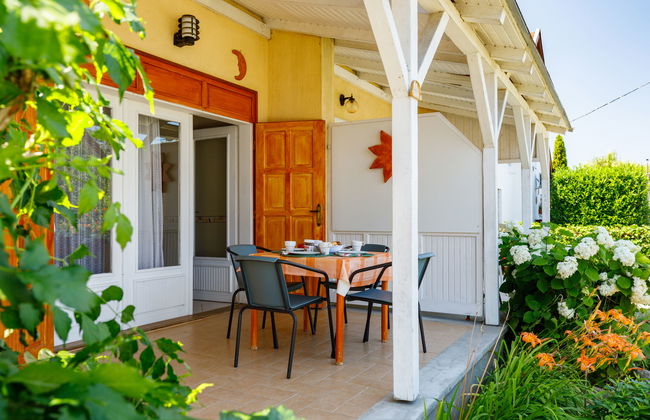 Casa de 3 quartos em Balatonszárszó com jardim e terraço - Foto 2
