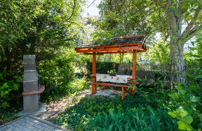 Casa de 3 quartos em Balatonszárszó com jardim e terraço - Foto 4