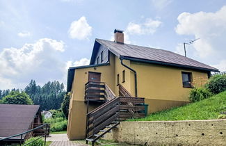 Foto 1 - Casa de 3 quartos em Staré Buky com piscina privada e jardim