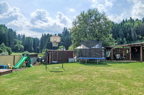Foto 36 - Casa de 3 quartos em Staré Buky com piscina privada e jardim