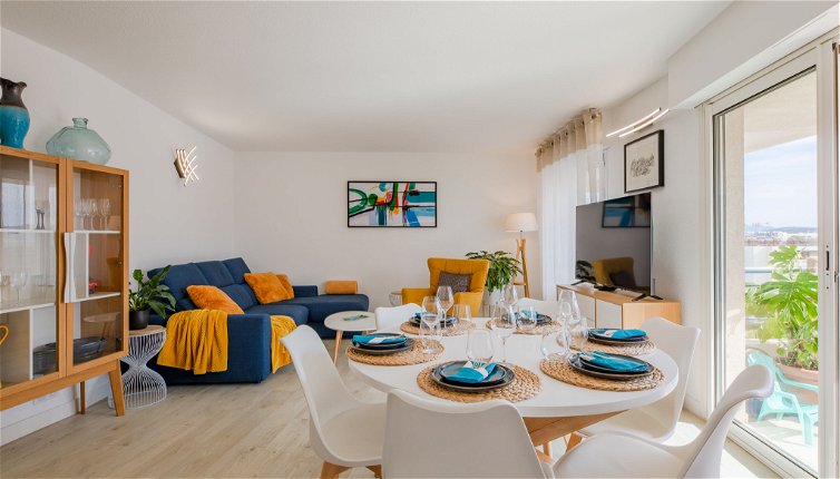 Foto 1 - Appartamento con 2 camere da letto a Fréjus con terrazza e vista mare