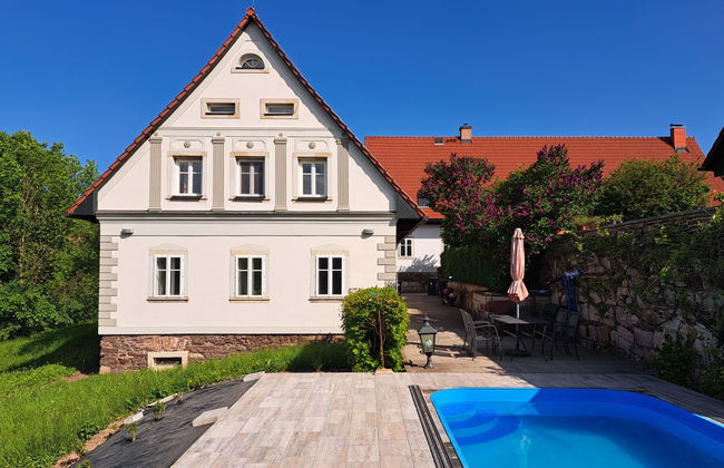 Casa de 3 quartos em Šonov com piscina privada e jardim - Foto 1