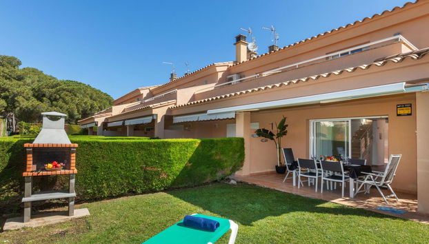 Casa de 4 quartos em l'Escala com piscina e jardim - Foto 2