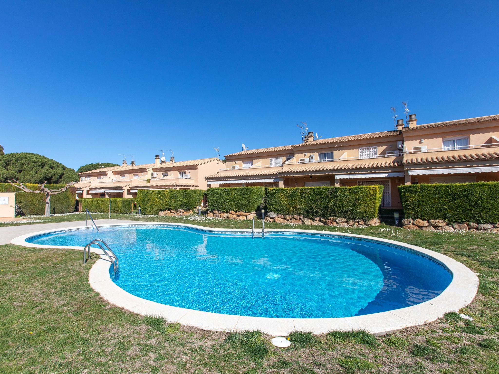 Photo 29 - Maison de 3 chambres à l'Escala avec piscine et jardin