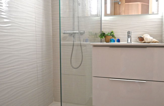 Apartamento de 1 quarto em Saint-Raphaël com piscina e jardim - Foto 5