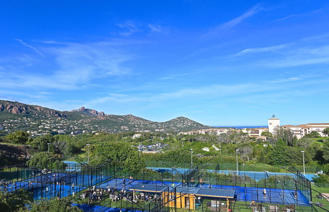 Apartamento de 1 quarto em Saint-Raphaël com piscina e jardim - Foto 45