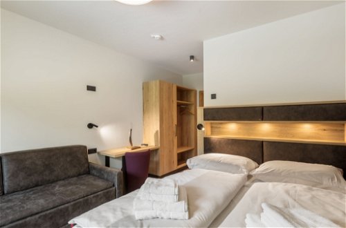 Foto 13 - Appartamento con 2 camere da letto a Piesendorf con piscina e vista sulle montagne