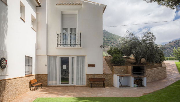 El Chorro 3 bed Villa Victoria - Photo 5